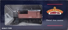 Bachmann 33-825B 25 Ton Queen Mary Brake Van S56299 in BR Bauxite Livery