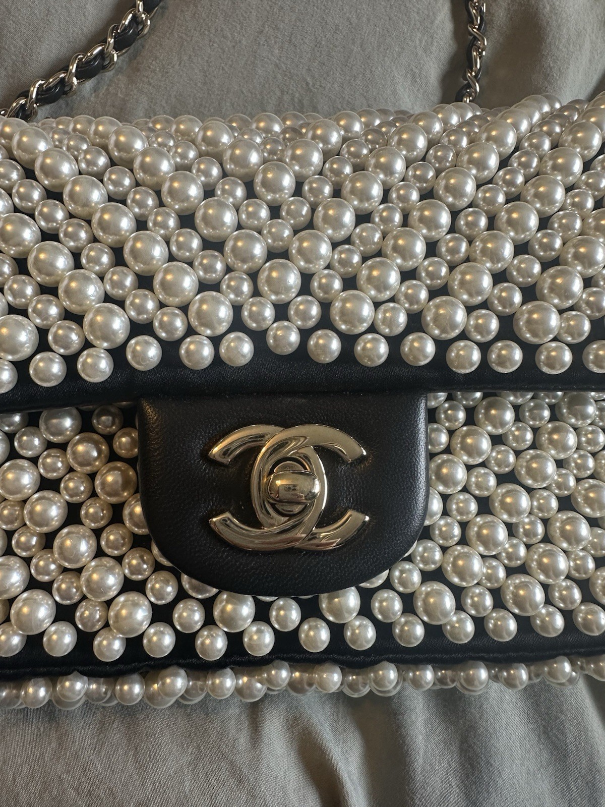 Chanel 19s Spring/Summer Pearl Mini Flap - RARE & COLLECTORS ITEM, Full Set image 2