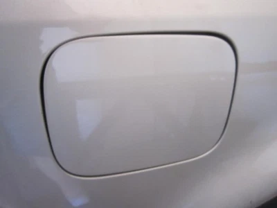 FUEL FILLER DOOR Audi A6 2001 01 Gold 563102 - Image 1 of 4
