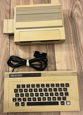 1983 Mattel Intellivision Computer Module & Keyboard Model 4182 & 4184 Untested