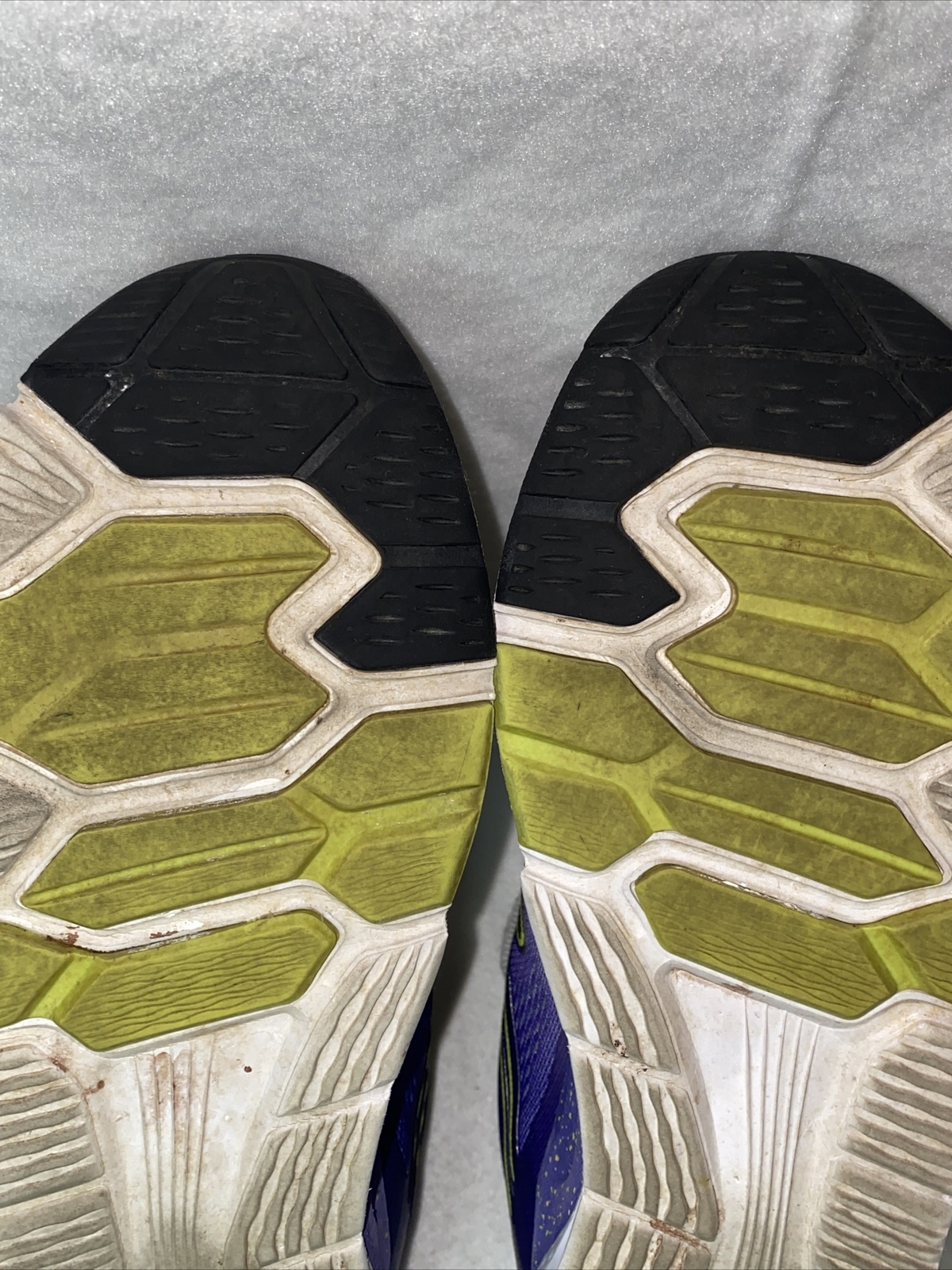 KARHU WOMENS FUSION ORTIX CUSHIONED ATHLETIC SHOES U.S SIZE 8.5 PRE-OWNED