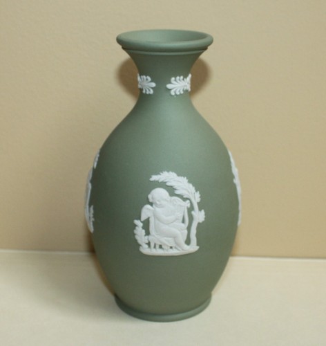 1977 Wedgwood Jasperware Sage Green CUPID LOVE BUD VASE (small)