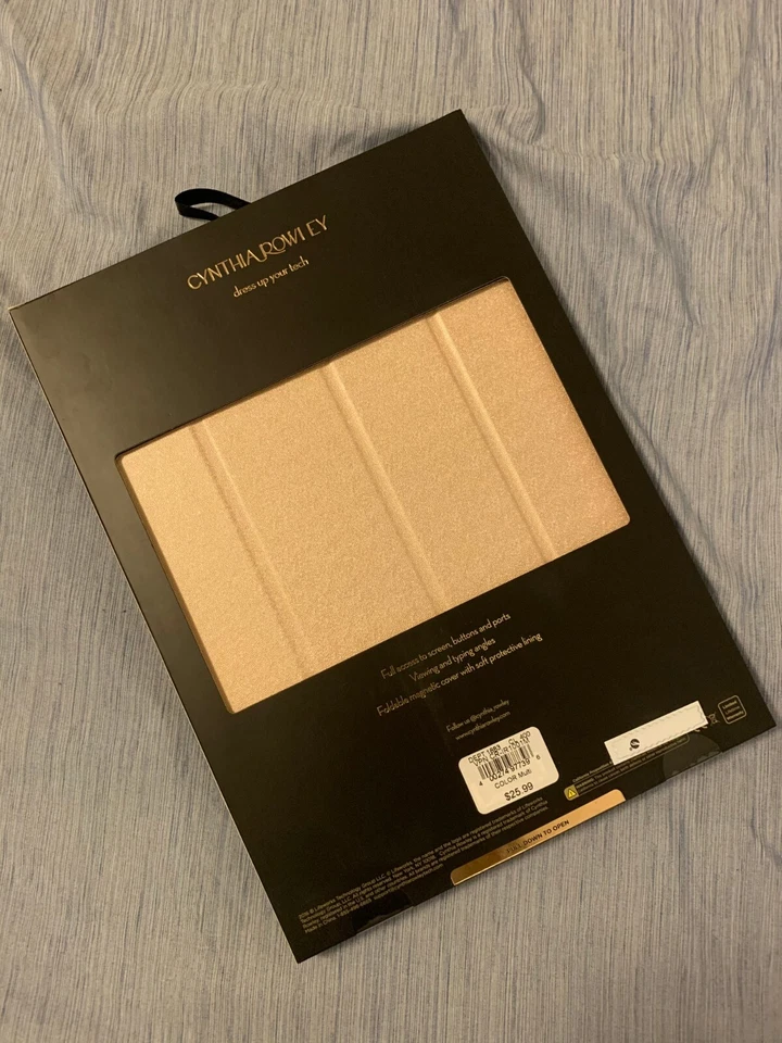 Cynthia Rowley Black Magnetic Folio For 9-10" Tablets/iPad Air/Air 2 NWT - Image 3 of 4