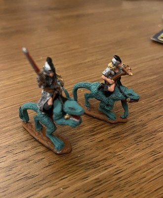 Vintage Citadel Dark Elf Lizard Riders 2 x Elf and 2 x Lizard RARE 1980 s 