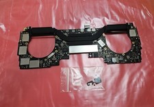 Apple MacBook Pro 13 A1706 2016 i7 3.1GHz Log...