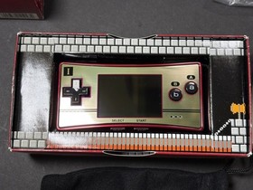 [MINT+] Nintendo Game Boy Micro Famicom Console - Red/Gold