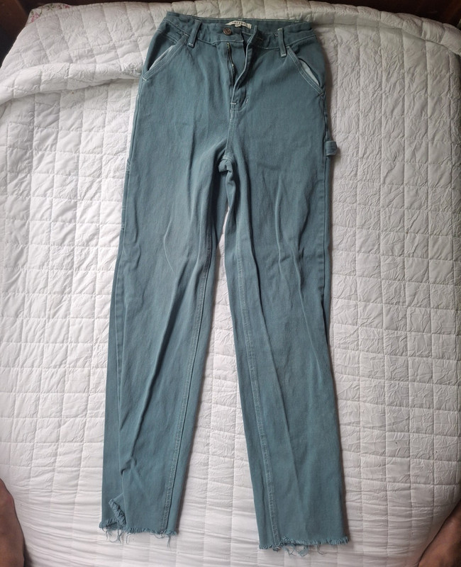 PacSun Women's Straight Leg Light Wash Blue Denim Jeans with Pockets
