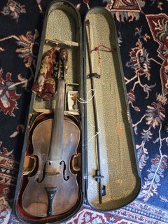 Antico violino tedesco testa di leone arrotolata con custodia bara in legno con arco per ricambi