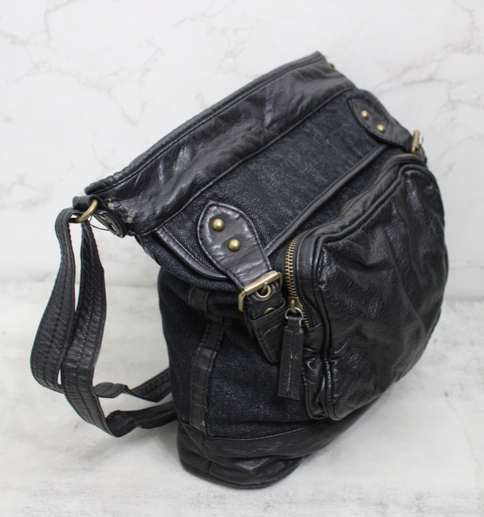 Converse One Star Black Leather Shoulder Crossbody Hobo Purse thumbnail 2