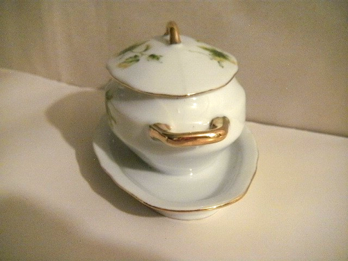 ROYAL CROWN MINI PERSONAL GRAVY BOAT PORCELAIN MATCH SPOON LEAVES GOLD 55/1446 - Picture 7 of 18