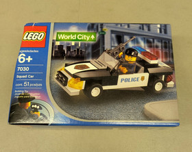 LEGO World City 7030 Squad Car NEW! Police Cop Vehicle Town