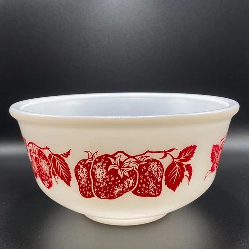 Vintage Hazel Atlas 1950's Milk Glass Strawberry Border 8''