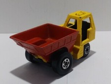 Matchbox&nbsp;S/F&nbsp;#26-F V.2 Site Dumper (2 5/8") Yellow, Red Dumper NICE!