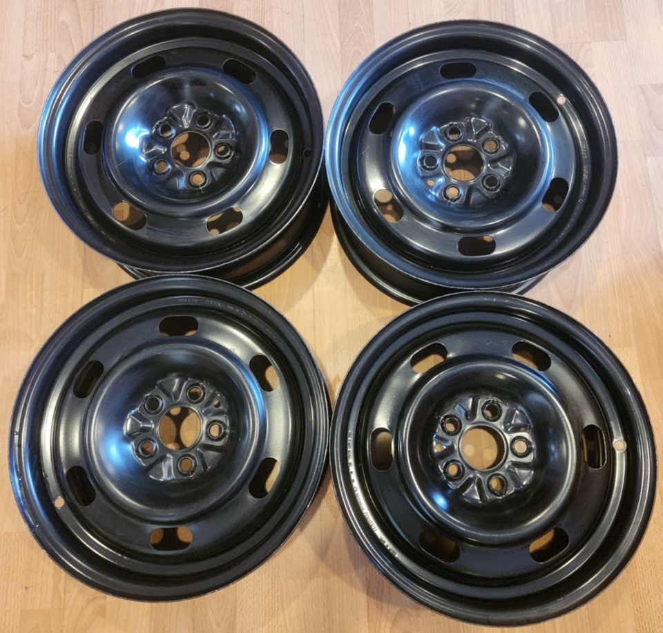 Pt Cruiser Metal Rims SET OF (4) 15