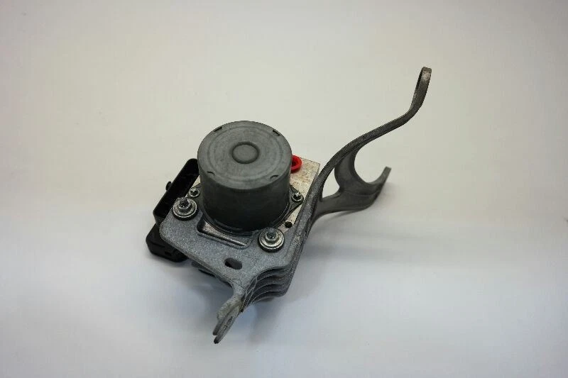 Chevrolet Malibu 2017 pieza de freno antibloqueo LS. Foto 4 de 4