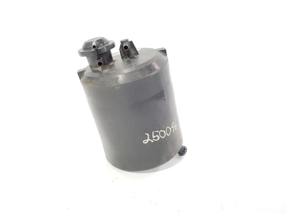 Nissan 300ZX 1991 OEM bote de vapor de combustible 3,0 L V6 1495030P01 Foto 2 de 4