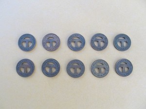 TEN OSHKOSH, WISCONSIN TRANSIT LINES 16.5 MILLIMETER "T" BRONZE BUS TOKENS