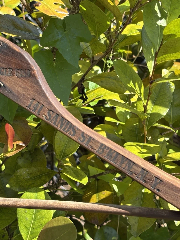 ВИНТАЖНЫЙ ДЕРЕВЯННЫЙ ПАЛЬТО АНГАР S & J ПОШИВ 141 ПЕСКИ ST. BROOKLYN, НЬЮ-ЙОРК - Изображение 2 из 4