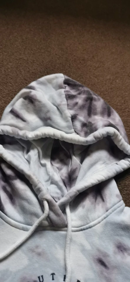 WOMEN'S/TEENAGER GENUINE HOLLISTER LONG SLEEVED HOODIE SIZE XS WHITE/LILAC/GREY - Image 4 of 4