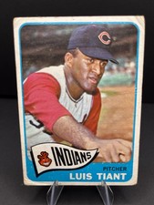 Luis Tiant 1965 Topps No. 145 rookie card VG-EX. rookie card picture
