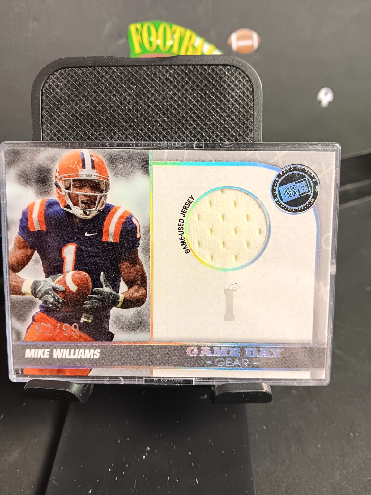 2010 Press Pass PE Game Day Gear Jsy Silver Holofoil #GDGMW Mike Williams Jsy/99