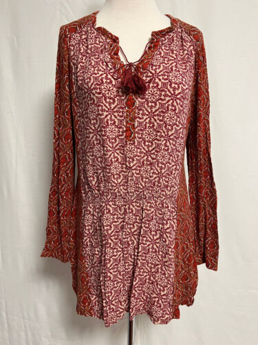Akemi + Kin Anthropologie Peasant Tunic Top Red Rust Beige Quatrefoil Size S