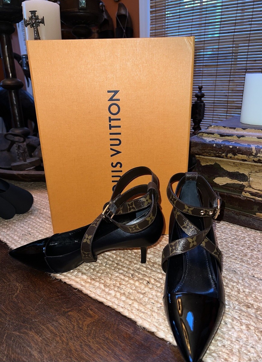 New LOUIS VUITTON Brown Monogram Black Leather Low Heel Pumps Shoes 39, 8.5