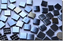 50 Glas Mosaiksteine schwarz hochglänzend 2x2 cm ca. 145g