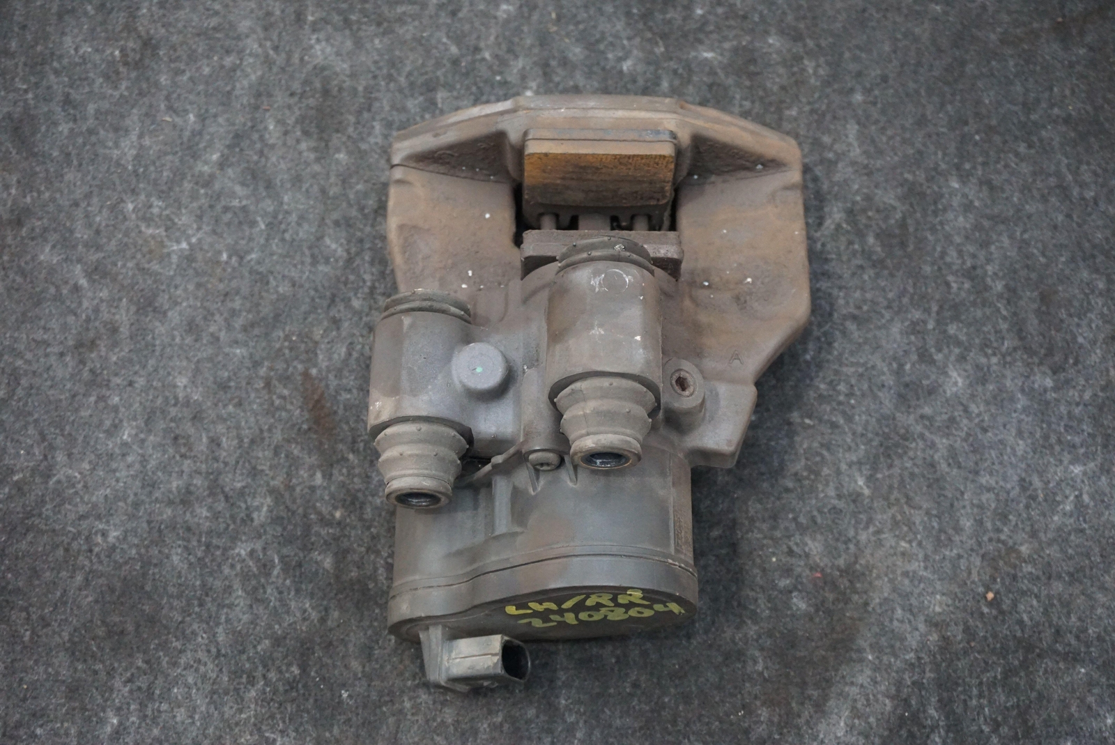Rear Left Parking Brake Caliper OEM 670102057 Maserati Ghibli M157 2017-23