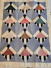 VTG AMERICANA FOLK ART Quilt -- 24W x 32''H -1980's
