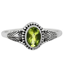 Natural Peridot 925 Sterling Silver Ring s.8 Jewelry R-1403
