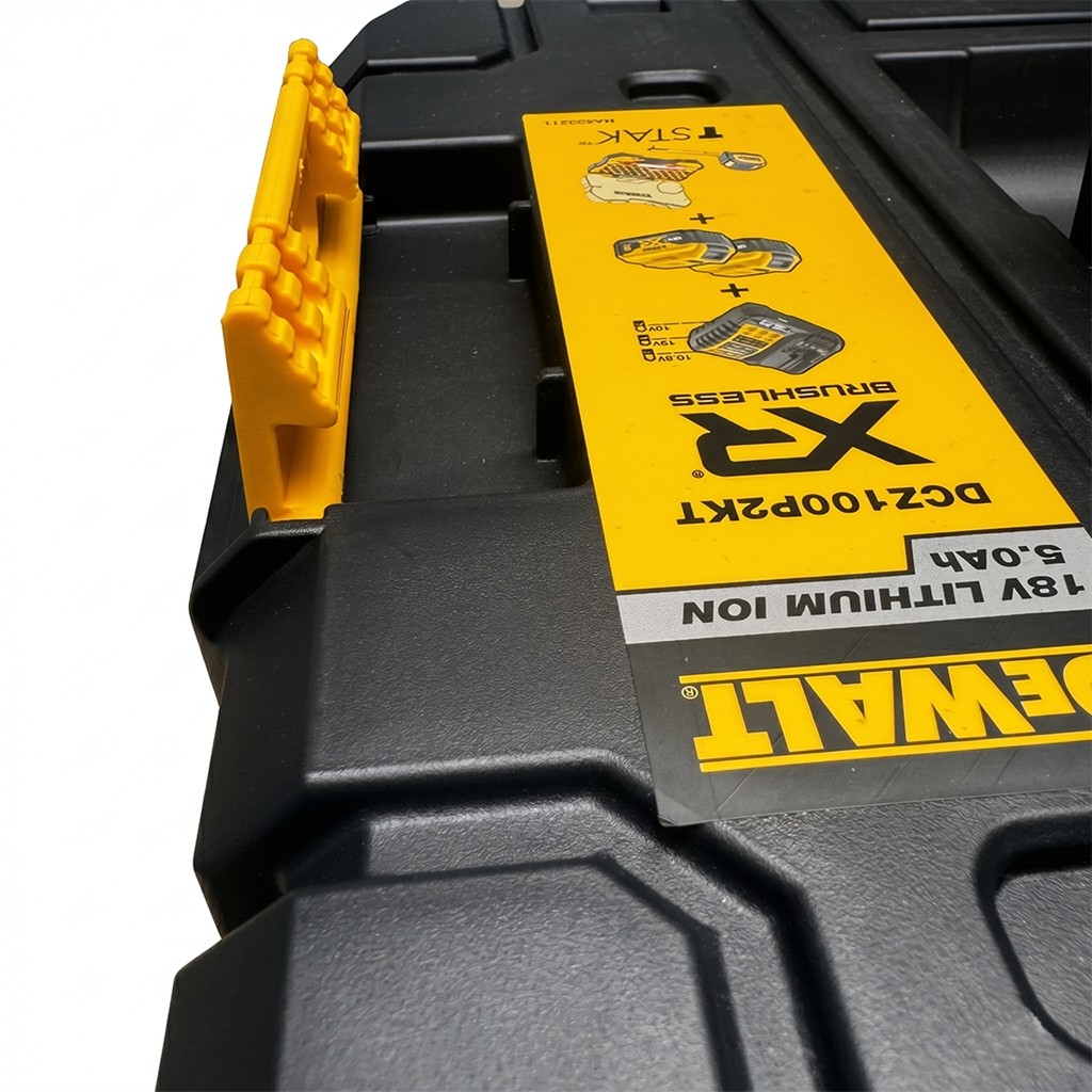 디월트 TSTAK 공구함 - IP54 - 440 x 330 x 230 mm 3