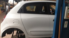 TÜR Hinten Rechts Renault Twingo SCe 70 AH Farbe White Cristal Limousine