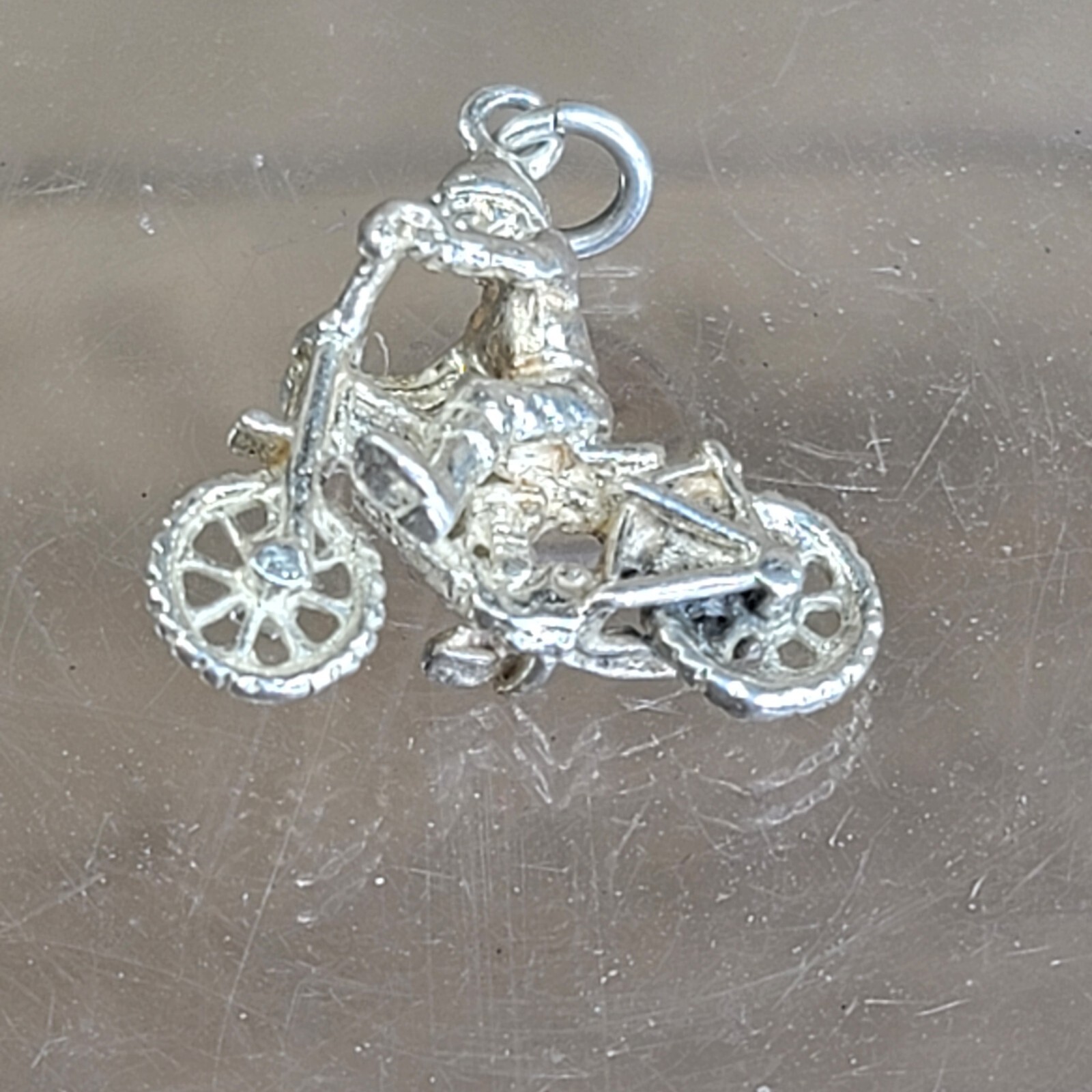 Picture 1 of 6