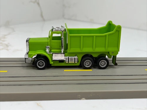 RECONDITIONED TYCO US-1 ELECTRIC TRUCKING GREEN DUMP TRUCK