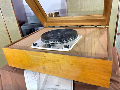 Plattenspieler GARRARD 301 50Hz Triple Arm Cabinet / Bedienungsanleitung enth...