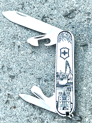 タイムセール　ロダンアンドフィールズ　スーズセット Swiss Army Knife 2022 Swiss Spirit Cadet, 84mm Victorinox 0.2603