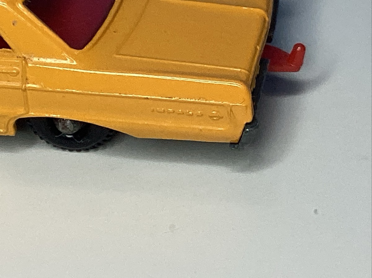 Lesney Matchbox #20 Chevrolet Impala Taxi W/ Red Interior Made In