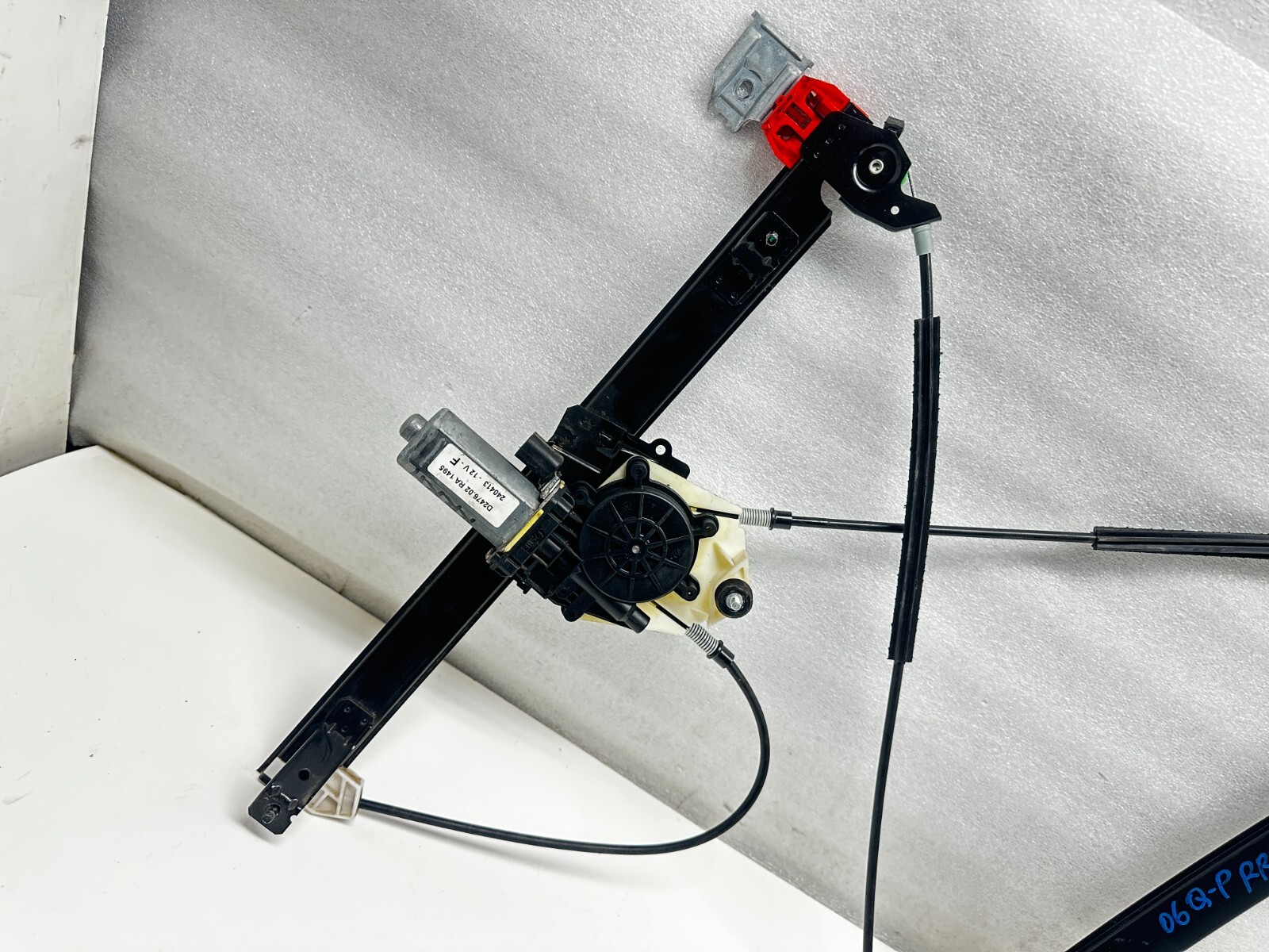 P40436 2003-2012 Maserati Quattroporte M139 Rear Window Regulator with Motor  RH
