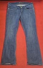    Levis Demi Curve Low Rise Bootcut Skinny Jeans Women  s Size 11/30