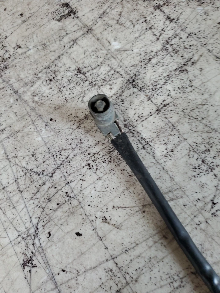 Espejo retrovisor amarillo puerta conductor Ford Mustang D1ZB-17743-B 1971-72 FABRICANTE DE EQUIPOS ORIGINALES Foto 2 de 4