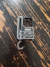 Vintage Zebco Fisherman's De-Liar Model 208 Tape Measure Weight Scale USA