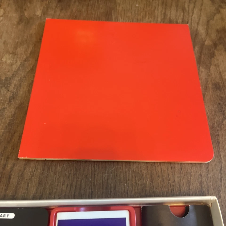 Vintage Travel Cluedo - The Great Detective Game - Waddingtons - 1984 Complete - Image 2 of 4