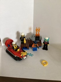 LEGO City Fire Starter Set 60106 Complete Set Firefighter Minifigures Manual