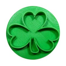3 LEAF CLOVER SHAMROCK ST PATRICKS DAY COOKIE STAMP EMBOSSER MADE IN USA PR5520