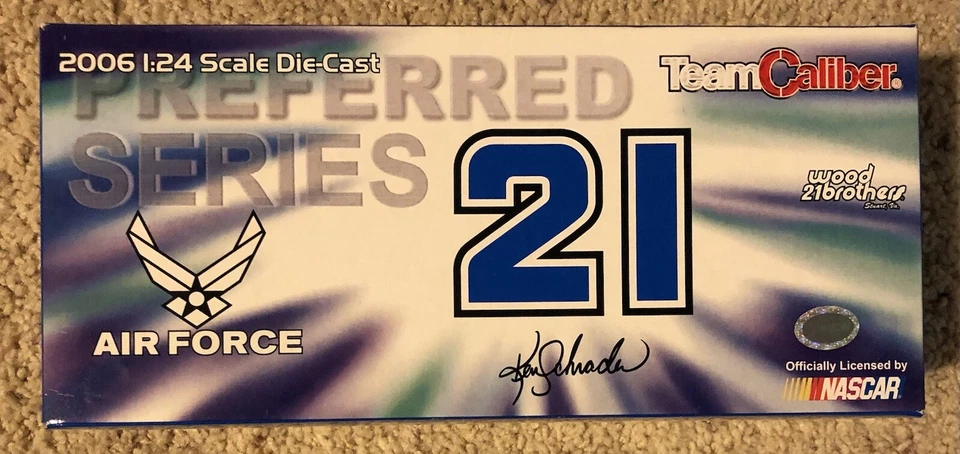 1:24 Ken Schrader #21 Air Force  2006 Ford Fusion  - Image 3 of 4