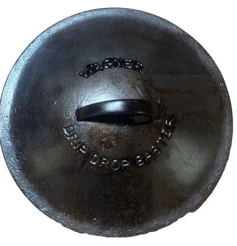 Wagner No 7 Camel Top Cast Iron roaster Lid
