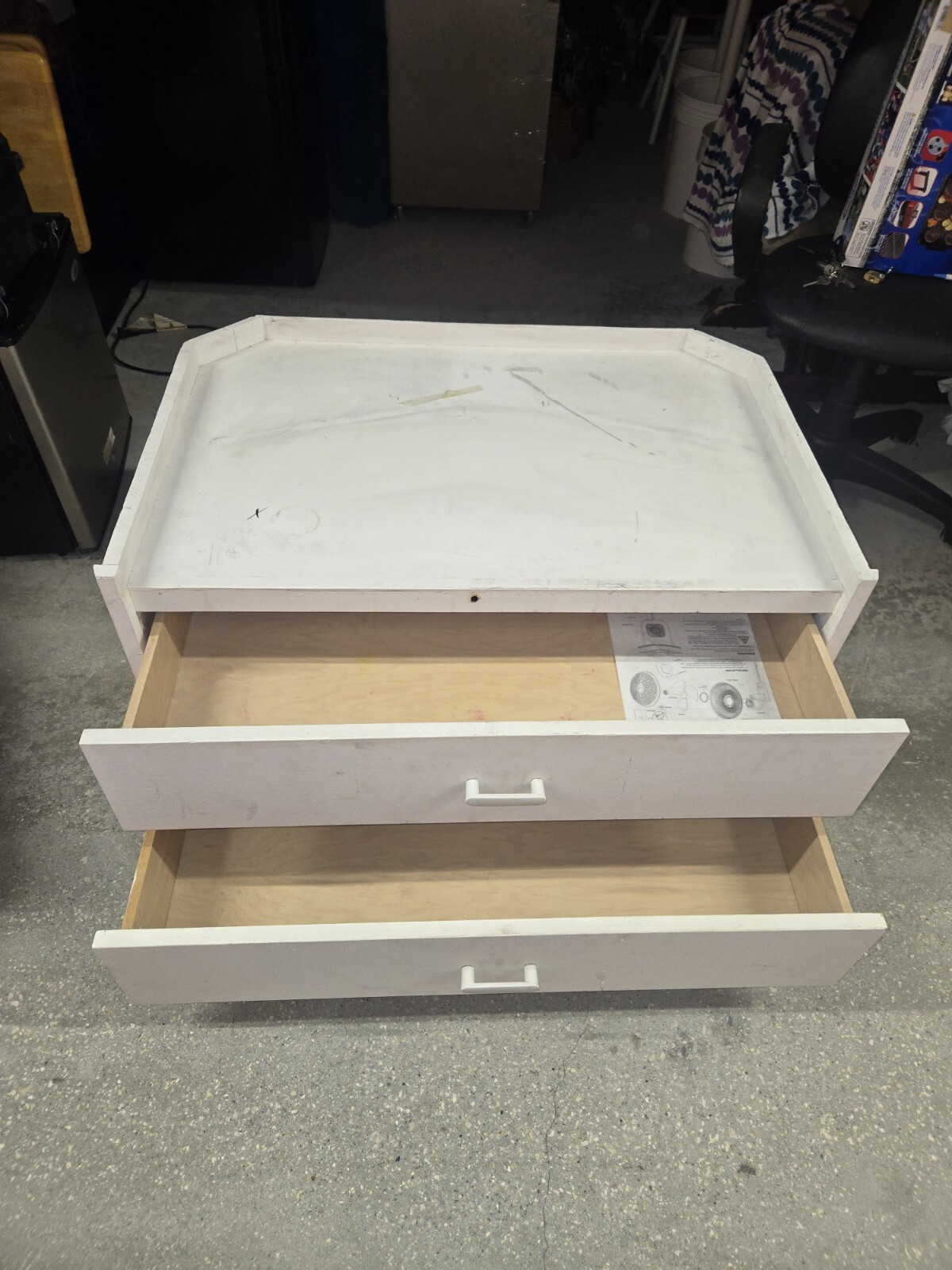 Modern Wooden Dresser Drawer with Smooth Gliding Storage-image