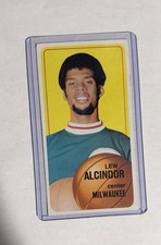 1970-71 Topps Basketball Kareem Abdul-Jabbar #75 2nd Year Card!!!
