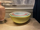 Vintage Early Pyrex Primary Colors Nesting Glass Mixing Bowls Complete 4pc Set